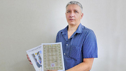 Выпускник Головчинской школы стал победителем Кубка Мира по русской поэзии